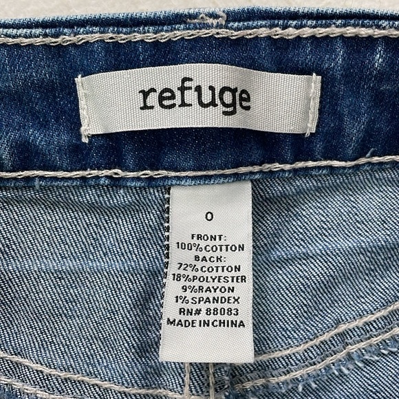 Button fly Slashed distressed 5 button denim jean shorts booty shorties fringe - Picture 6 of 9